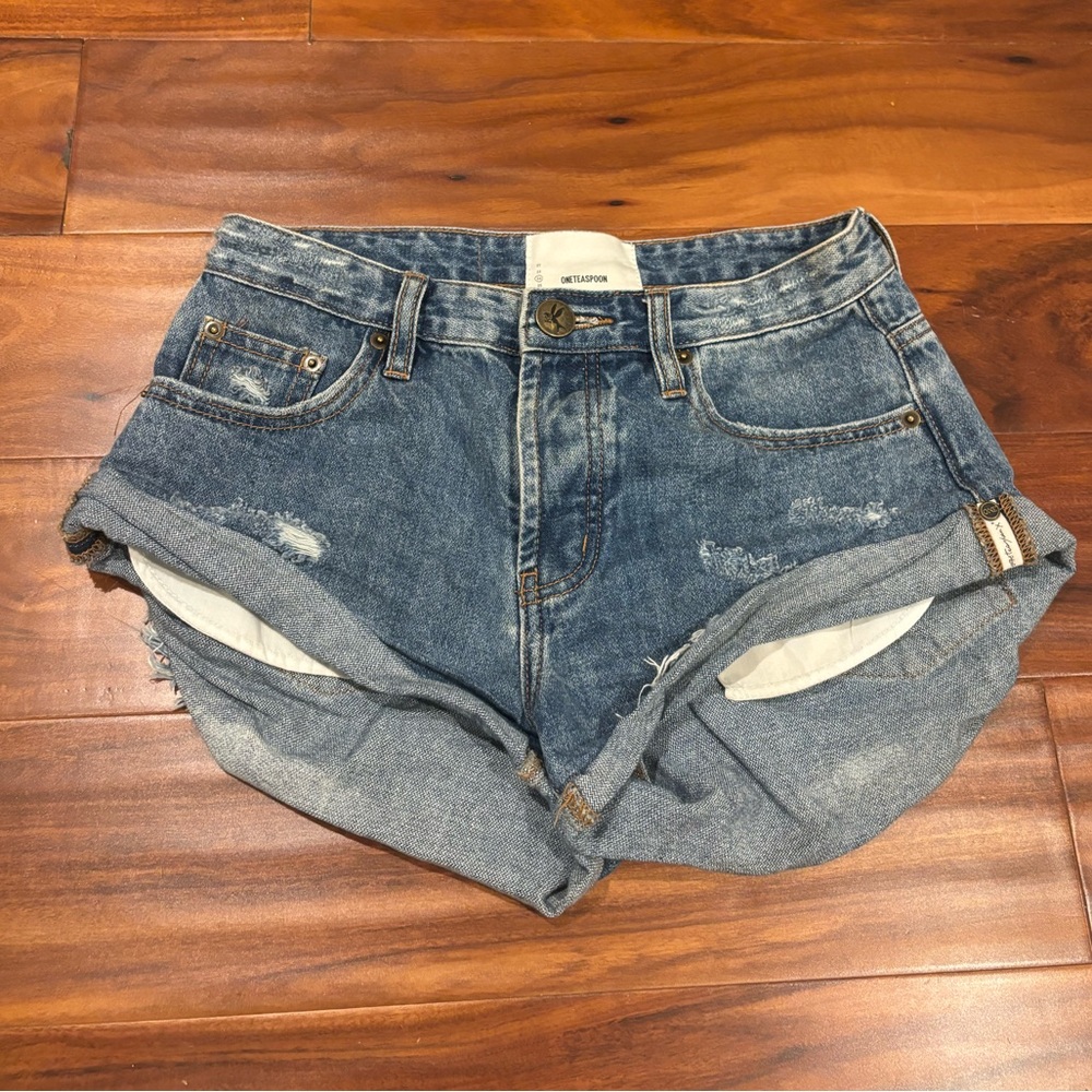 One Teaspoon Jean Shorts Size 24